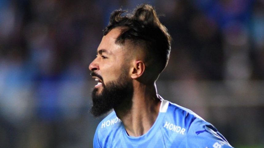 algoz-do-flamengo-na-libertadores-foi-revelado-em-torneio-amador-de-mg