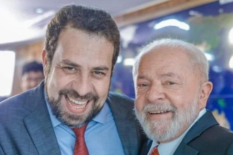 lula-pede-votos-para-boulos-em-1o-de-maio-e-irrita-pre-candidatos,-que-vao-a-justica-eleitoral