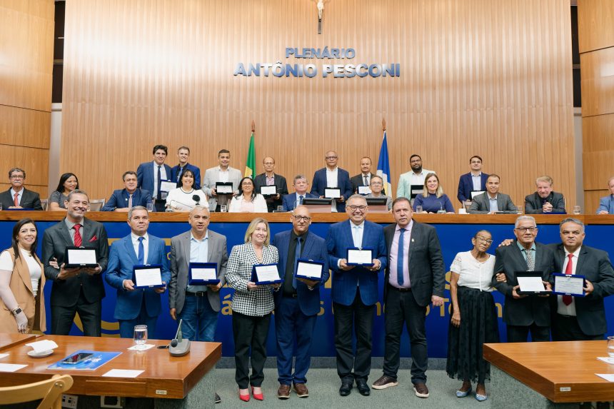 deputado-gipao-homenageia-lideres-evangelicos-do-tocantins-em-sessao-solene-no-dia-do-evangelico