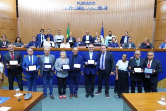 deputados-comemoram-dia-do-evangelico-com-homenagens-e-apoios