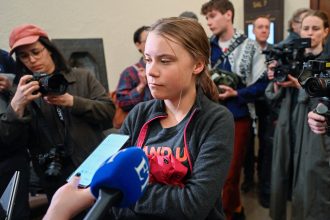 greta-thunberg-e-condenada-e-multada-novamente-na-suecia;-relembre-prisoes-e-condenacoes-da-ativista