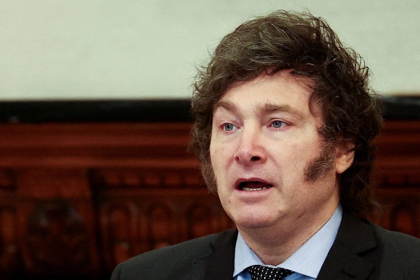 ministro-espanhol-sugere-que-milei-‘usa-substancias’,-e-presidente-argentino-rebate-citando-investigacao-a-esposa-de-sanchez