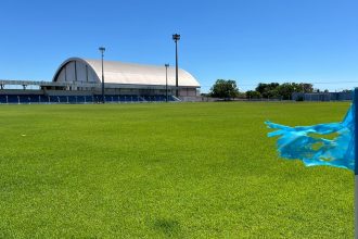 claudia-lelis-destina-r$-300-mil-para-reforma-do-estadio-de-colinas