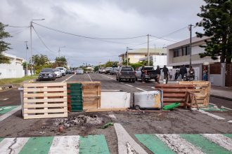 franca-decreta-estado-de-emergencia-e-proibe-o-tiktok-no-territorio-da-nova-caledonia-apos-4-mortes-em-disturbios