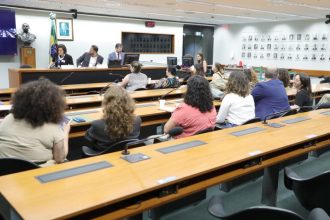 convidados-de-audiencia-publica-defendem-que-ultraprocessados-fiquem-de-fora-da-nova-cesta-basica