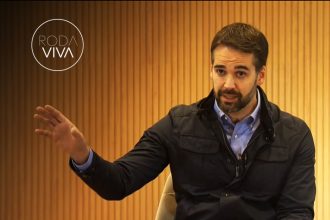 eduardo-leite-sobre-possivel-adiamento-das-eleicoes-municipais-no-rs:-“nao-e-tema-para-o-momento”