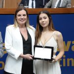 claudia-lelis-destaca-importancia-dos-pioneiros-na-historia-da-capital