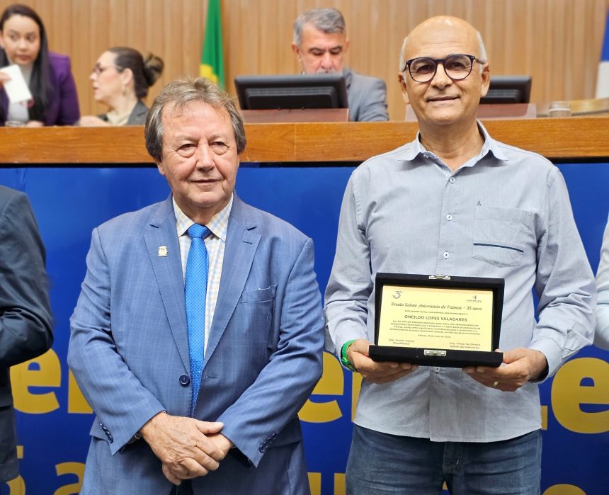 vilmar-homenageia-empresario-da-valadares-home-center-por-pioneirismo-em-palmas