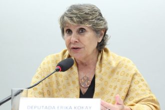 comissao-aprova-homenagem-a-personalidades-femininas-e-negras-em-cedulas-e-moedas