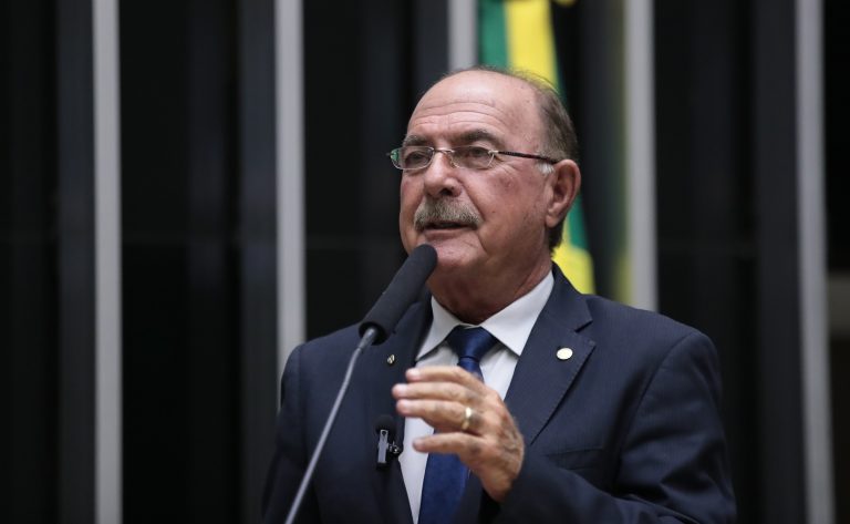 comissao-aprova-projeto-com-regras-para-qualidade-da-agua-em-piscinas