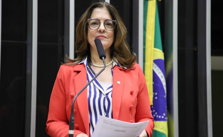 comissao-aprova-projeto-que-amplia-territorio-de-atuacao-do-medico-veterinario