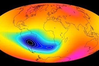 anomalia-magnetica-no-brasil-esta-se-dividindo-em-duas,-diz-professor