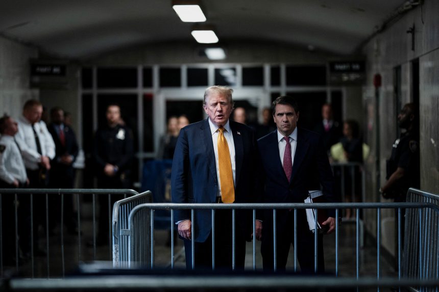 jurados-do-julgamento-de-trump-tem-2o-dia-de-deliberacoes-para-decidir-se-ex-presidente-e-culpado-ou-inocente