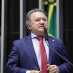 comissao-aprova-projeto-de-lei-que-proibe-cobranca-de-primeira-via-de-diplomas-academicos