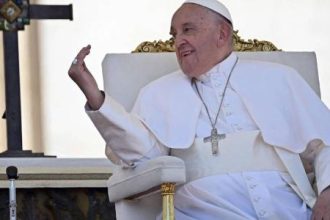 o-papa-francisco-cometeu-gafe,-contradicao-ou-discriminacao?