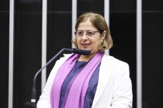 comissoes-realizam-reuniao-conjunta-para-ouvir-ministra-das-mulheres