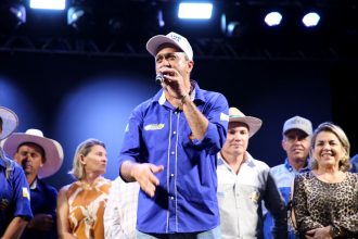 deputado-luciano-oliveira-participa-de-festividades-dos-35-anos-de-goianorte