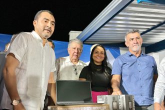 governador-atende-pedido-de-vanda-monteiro-e-entrega-reforma-do-predio-da-adapec-de-paraiso