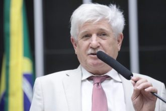 comissao-debate-atendimento-a-saude-em-barcos-hospitais-no-baixo-amazonas