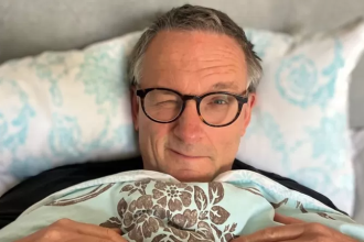 michael-mosley:-veja-quem-foi-o-apresentador-britanico-encontrado-morto-em-ilha-grega