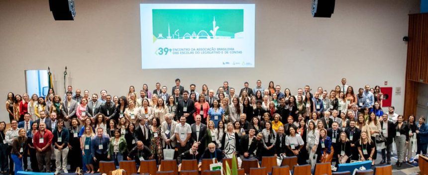 aleto-participa-do-39o-encontro-nacional-das-escolas-do-legislativo