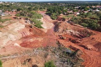 obra-da-av.-senador-joao-ribeiro-avanca-com-a-construcao-da-bacia-de-amortecimento