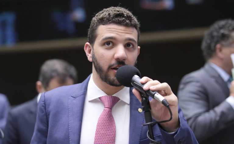 comissao-aprova-isencao-de-pedagio-em-rodovias-federais-para-motos