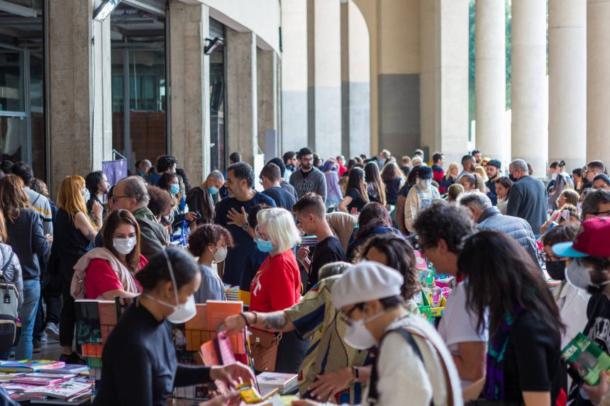 feira-do-livro-em-sp-tera-campanha-para-doar-livros-ao-rio-grande-do-sul