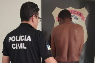 suspeito-de-passar-horas-batendo-na-companheira-e-preso-apos-a-filha-dela-denunciar-agressoes