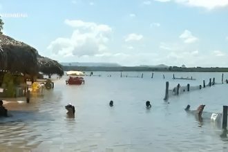 apenas-uma-praia-de-palmas-esta-com-situacao-regular-e-dentro-das-normas-de-seguranca,-diz-bombeiros