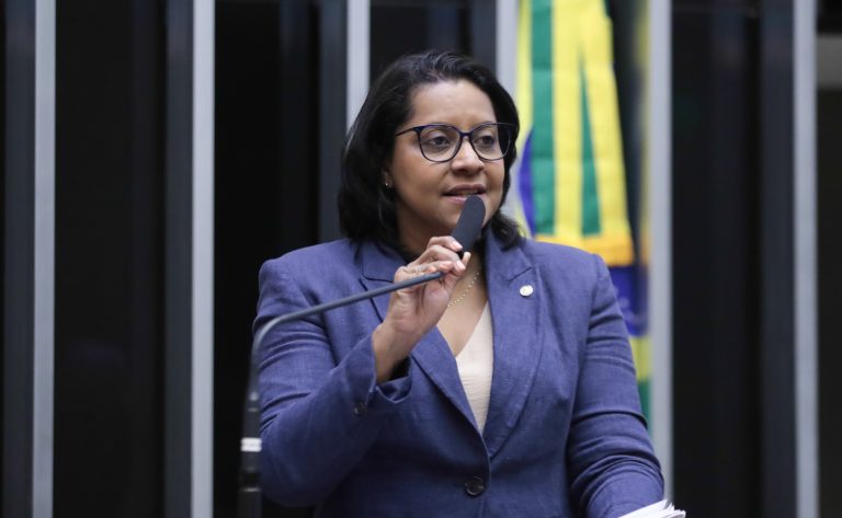 projeto-aprovado-determina-prorrogacao-de-prazo-para-gestante-usar-beneficios-de-programas-de-fidelidade