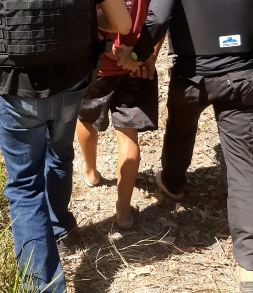 avo-e-preso-suspeito-de-estuprar-netas-de-11-e-nove-anos