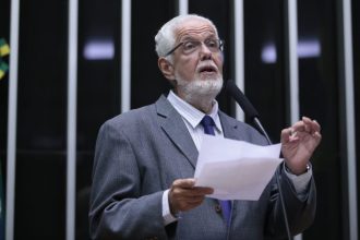 comissao-aprova-atendimento-psicossocial-para-parentes-e-amigos-de-vitima-de-suicidio