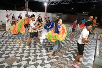 sao-joao-do-cerrado:-junina-os-fei-de-cun-forca-trara-tematica-nostalgica-com-o-sitio-do-pica-pau-amarelo