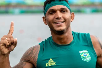 isaquias-queiroz-ve-briga-apertada-por-recorde-individual-de-medalhas