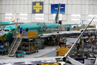 boeing-perdeu-centenas-de-pecas-defeituosas-do-737-max,-diz-agencia