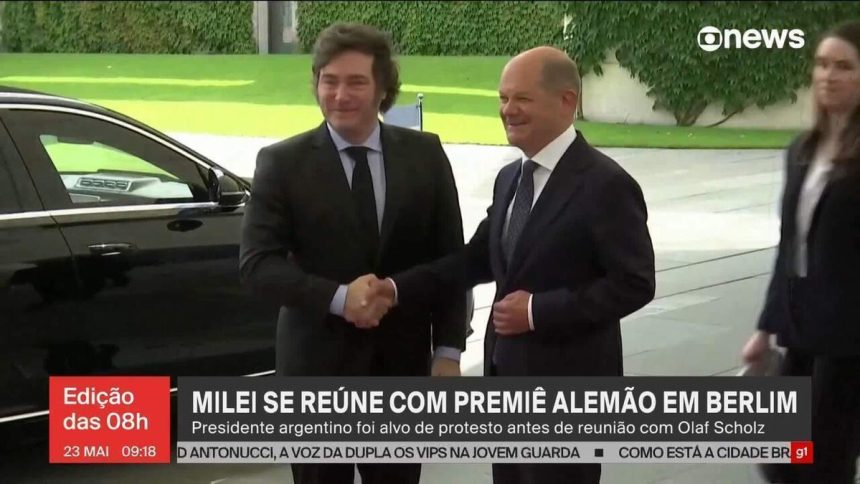 milei-e-recebido-com-protestos-na-alemanha