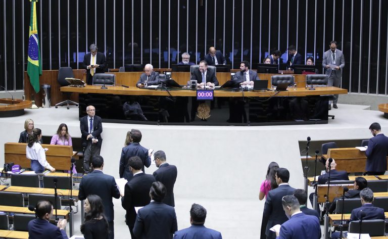 camara-aprova-acordo-sobre-servicos-aereos-entre-brasil-e-costa-do-marfim