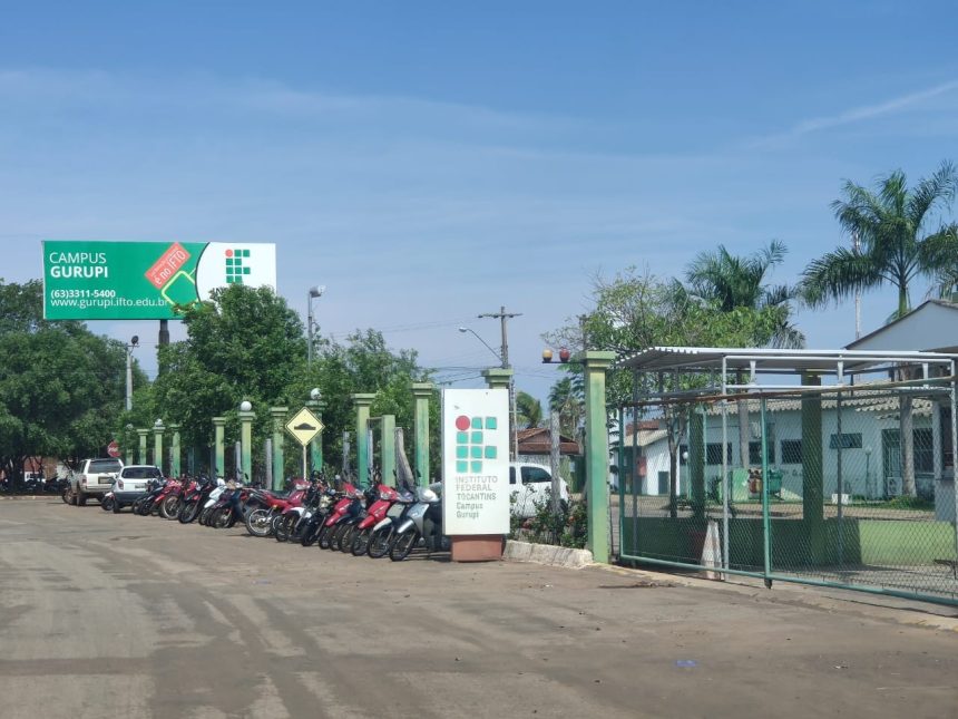 selecao-para-professor-substituto-oferece-salario-de-ate-r$-7,3-mil;-veja-edital