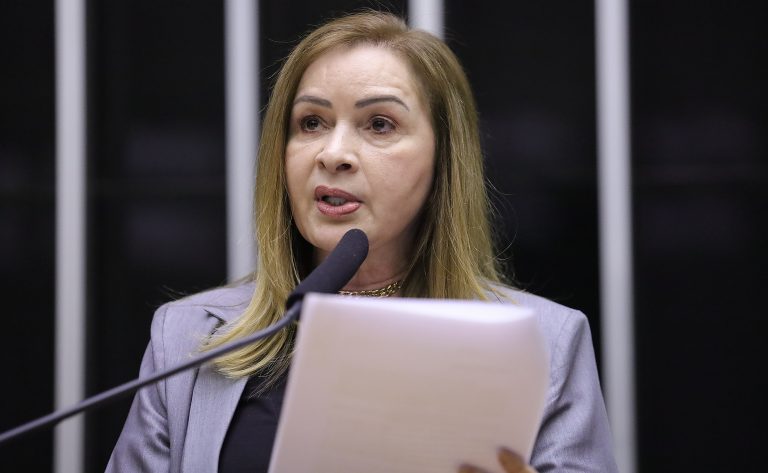 camara-aprova-prorrogacao-do-plano-nacional-de-educacao-ate-31-de-dezembro-de-2025