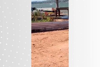 video-mostra-momento-que-balsa-bate-em-pilar-de-ponte-em-construcao-na-divisa-entre-para-e-tocantins