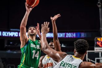 brasil-perde-para-camaroes,-mas-avanca-no-pre-olimpico-de-basquete