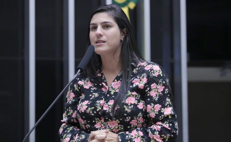 comissao-aprova-projeto-que-preve-semana-sobre-etica-e-cidadania-no-mes-de-maio