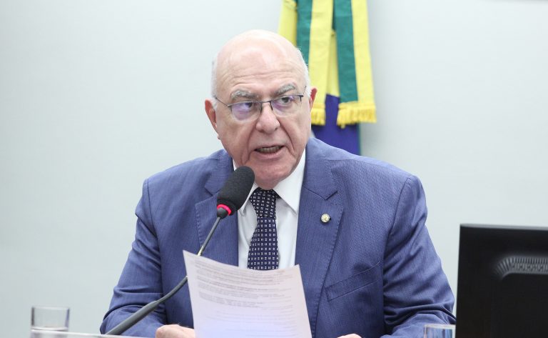 seminario-na-camara-vai-debater-desafios-e-fomento-a-producao-de-minerais-estrategicos