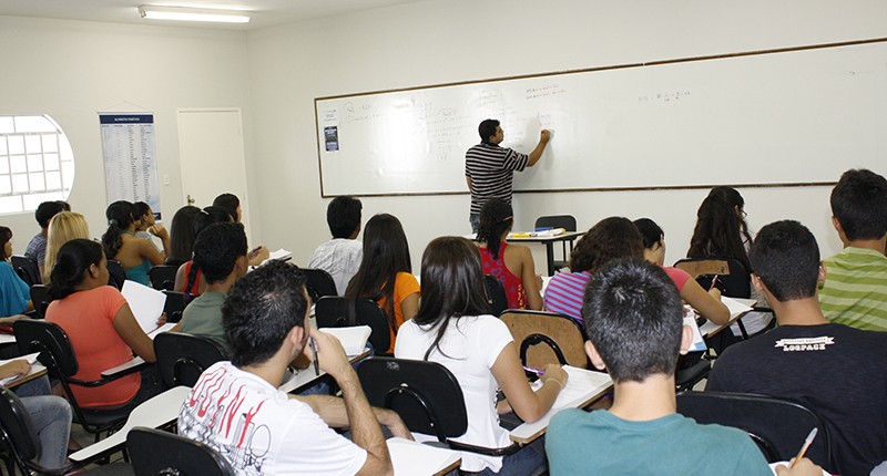 prefeitura-abre-mais-de-750-vagas-para-curso-gratuito-pre-enem;-veja-como-participar