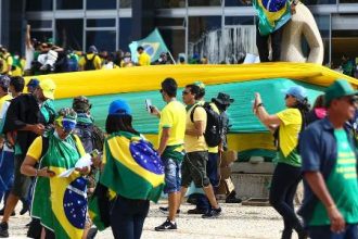 para-evitar-novo-golpe,-pf-precisa-expor-financiadores-de-fuga-bolsonarista