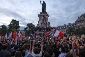 site-de-extrema-direita-pede-assassinato-de-politicos-de-esquerda-na-franca