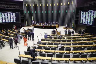 deputados-analisam-mudancas-na-reforma-do-ensino-medio;-acompanhe