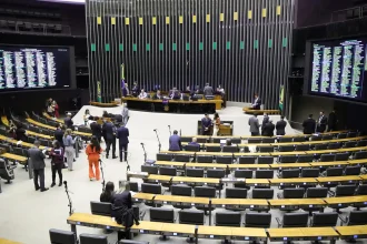 camara-aprova-urgencia-e-pode-votar-nesta-quarta-projeto-que-regulamenta-a-reforma-tributaria