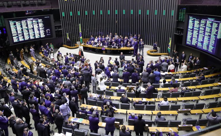 camara-aprova-isencao-para-carnes-e-conclui-votacao-de-projeto-que-regulamenta-a-reforma-tributaria